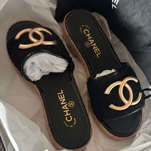 CHANEL tweed Black and Gold Women's Sandals sz 38